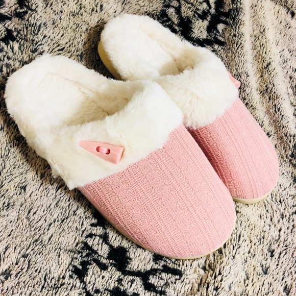 Pink slippers brand new - Picture 4 of 5